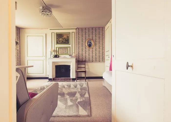 Apartamento La Maison De La Liberte Alexandra David-neel