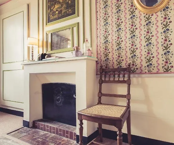 La Maison De La Liberte Alexandra David-neel * Poitiers